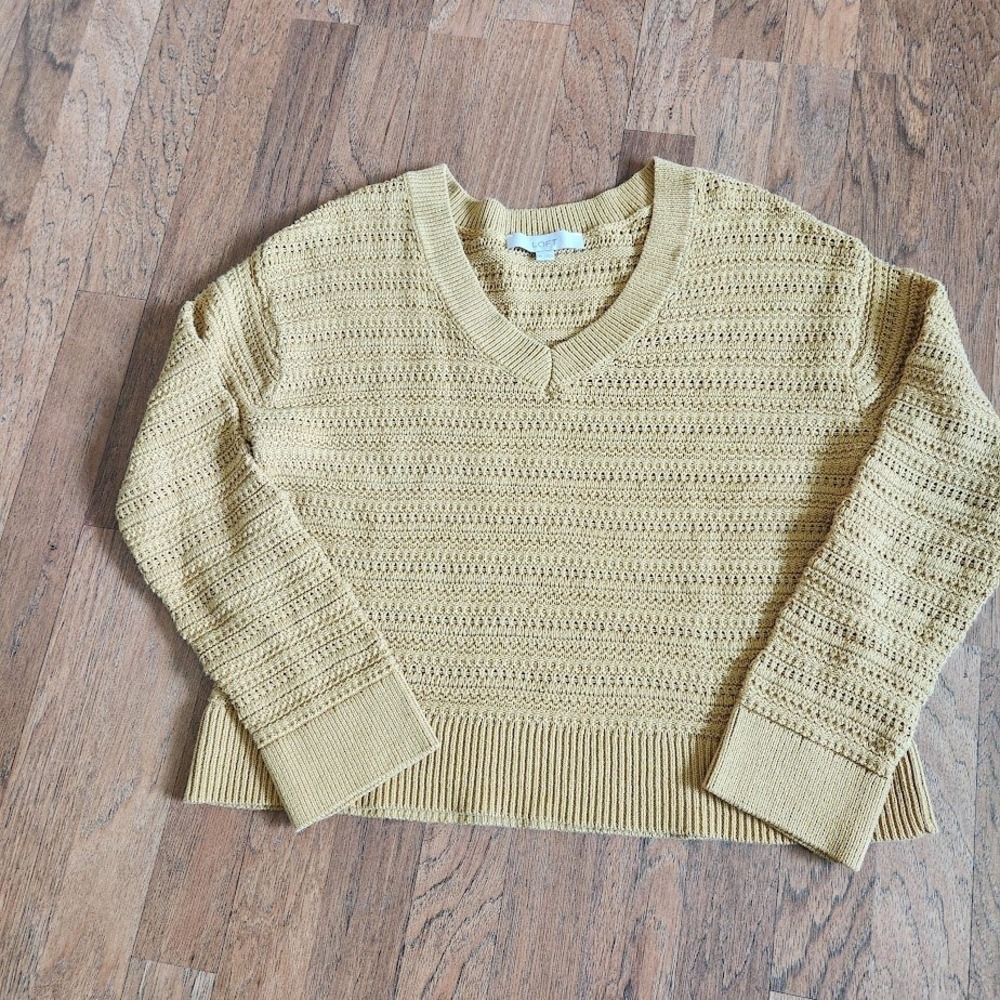 LOFT Marigold Yellow V Neck Textured Knit Cropped Sweater Women Size XS‎  E68